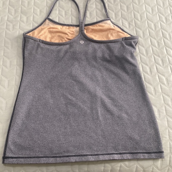 Lululemon power Y tank us10 - Picture 2 of 7